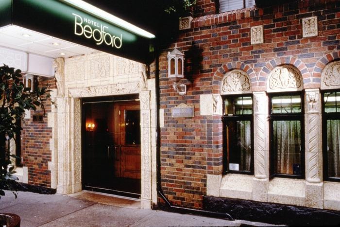 Bedford 3*