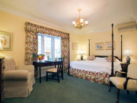 The Oxford House