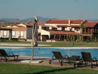 Konvoy Hotel & The Country Club 