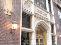 Library 4*