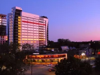 Holiday Inn Select Halifax-Centre 3*
