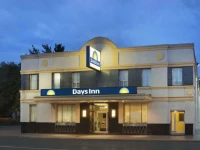 Days Inn Toronto East Beaches 2*