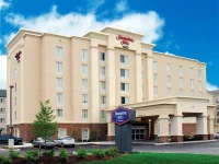 Hampton Inn by Hilton London 3*