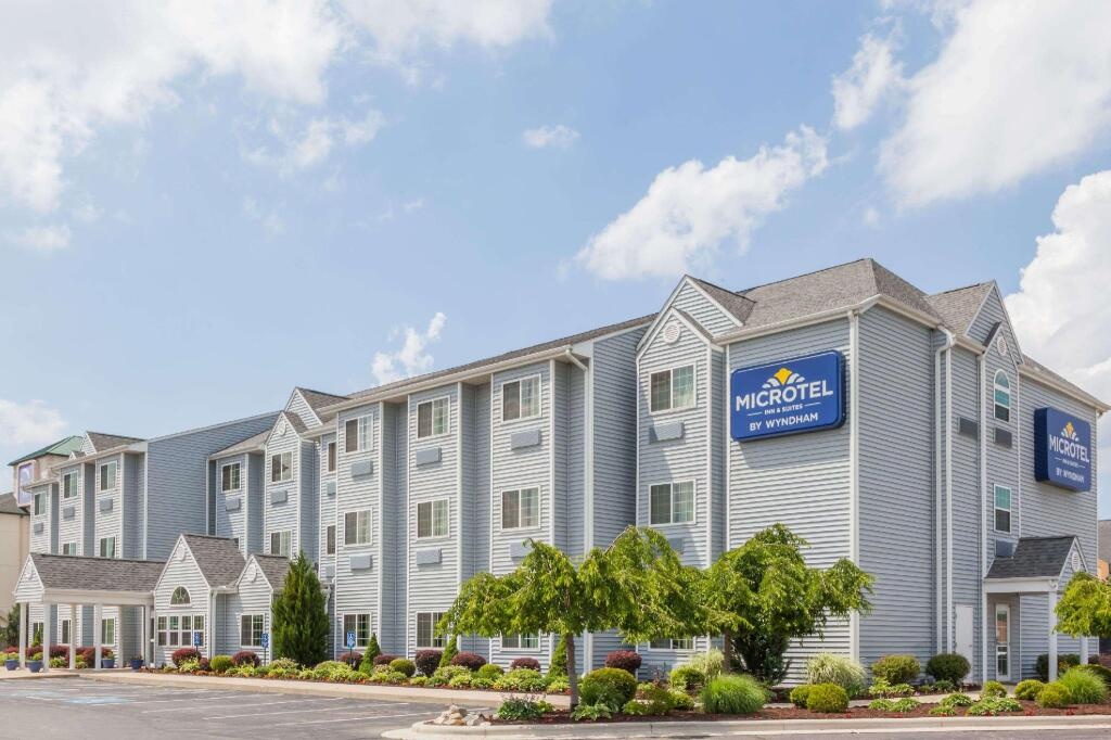 Microtel Inn and Suites Elkhart 3*