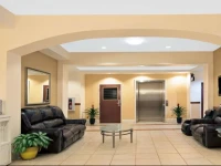 Super 8 Austin Airport South 2*