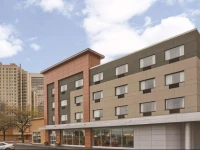 La Quinta Inn & Suites Houston Channelview 2*