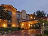 La Quinta Inn San Antonio I-35 N at Toepperwein 2*