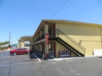 Mustang Inn And Suites 1*