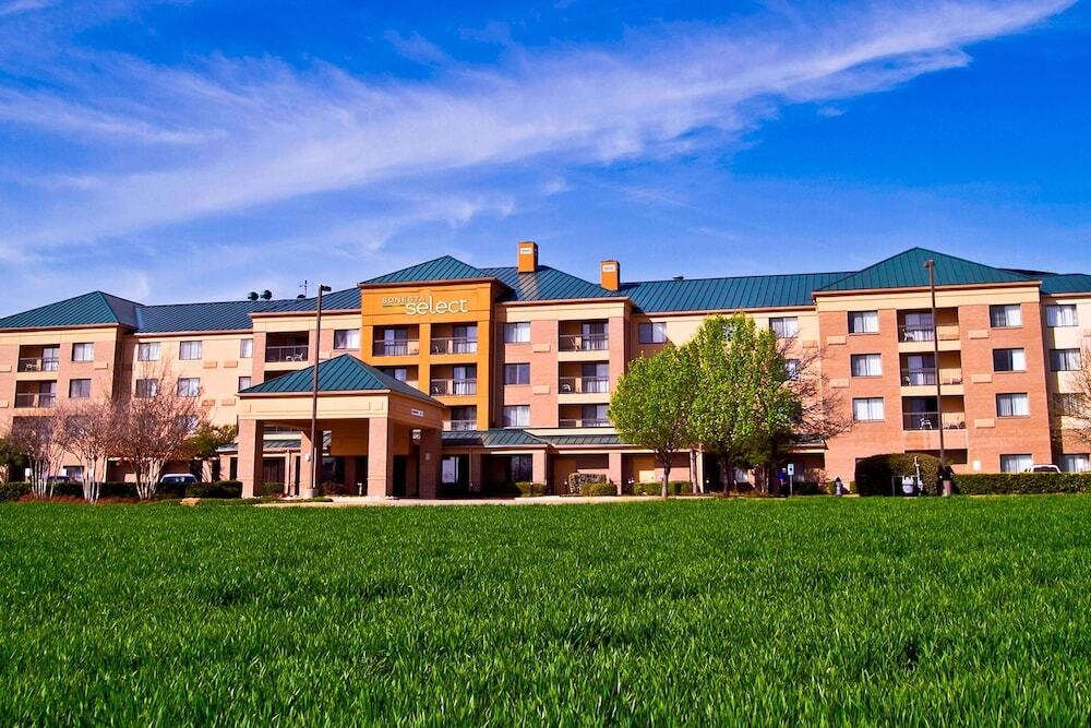 Courtyard Dallas Richardson at Campbell 3*