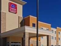 Comfort Suites Palestine 2*