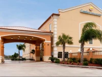 Comfort Inn & Suites Texas City 2*