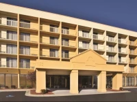 La Quinta Inn & Suites Angleton 2*