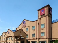Comfort Suites Baytown 3*