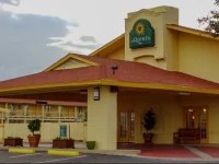 La Quinta Inn Fort Stockton 2*