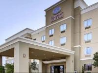 Comfort Suites near Northeast Mall 2*