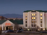 Hampton Inn & Suites Pueblo-Southgate 3*