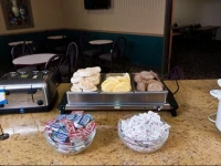 Quality Inn Columbus 2*