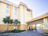 Comfort Suites Orlando Airport 2*