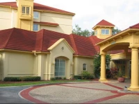 La Quinta Inn & Suites Orlando Lake Mary 2*