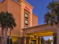 Hampton Inn & Suites Orlando-Apopka 2*