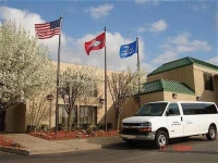 Holiday Inn Express Little Rock-Airport 2*