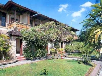 Champlung Mas Hotel 3*