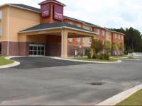 Comfort Suites Dothan 2*