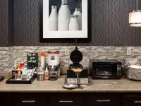 Hampton Inn Troy 3*