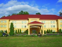 La Quinta Inn & Suites Fultondale 2*