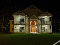 Golden Gables Inn 