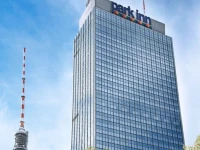 Park Inn Berlin-Alexanderplatz 4*