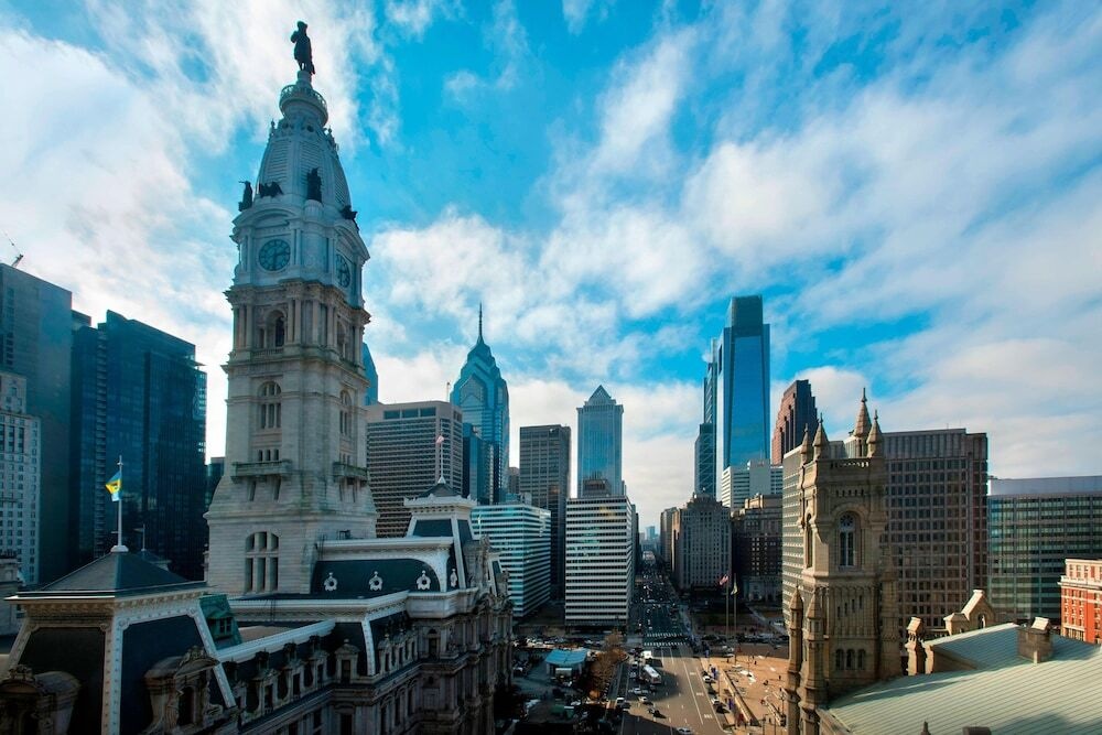 Courtyard Philadelphia Downtown 3*