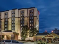 Hampton Inn Pittsburgh-Monroeville 3*