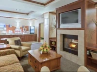 Holiday Inn Express Hotel & Suites Lancaster-Lititz 2*