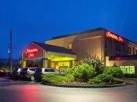Hampton Inn Danville 3*