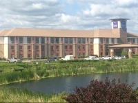 Sleep Inn & Suites and Indoor Water Park 2*