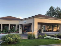Courtyard Detroit Auburn Hills 2*