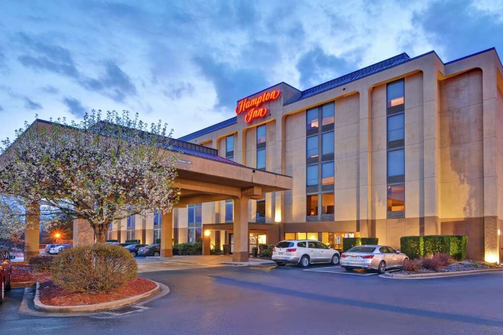 Hampton Inn Beckley 3*