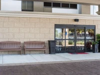 Hampton Inn Charleston-Southridge 3*