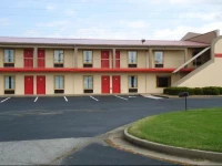 Super 8 Paducah 2*