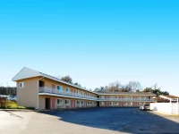 Econo Lodge West Dodge 2*