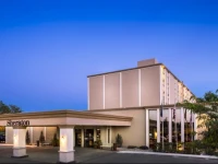 Sheraton Omaha 3*