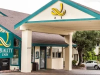 Quality Inn Monterey 2*
