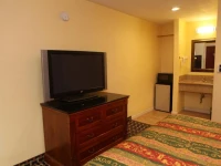 Bay Breeze Inn 2*