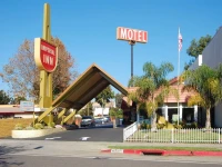 Imperial Inn 2*