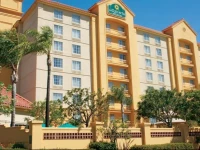 La Quinta Inn & Suites Ontario Airport 3*