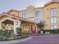 La Quinta Inn Sacramento North 2*