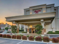 Hampton Inn San Diego-Kearny Mesa 2*