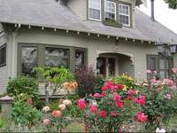 A White Jasmine Inn