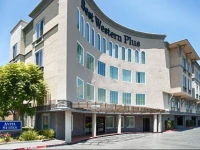Best Western Plus Avita Suites 3*